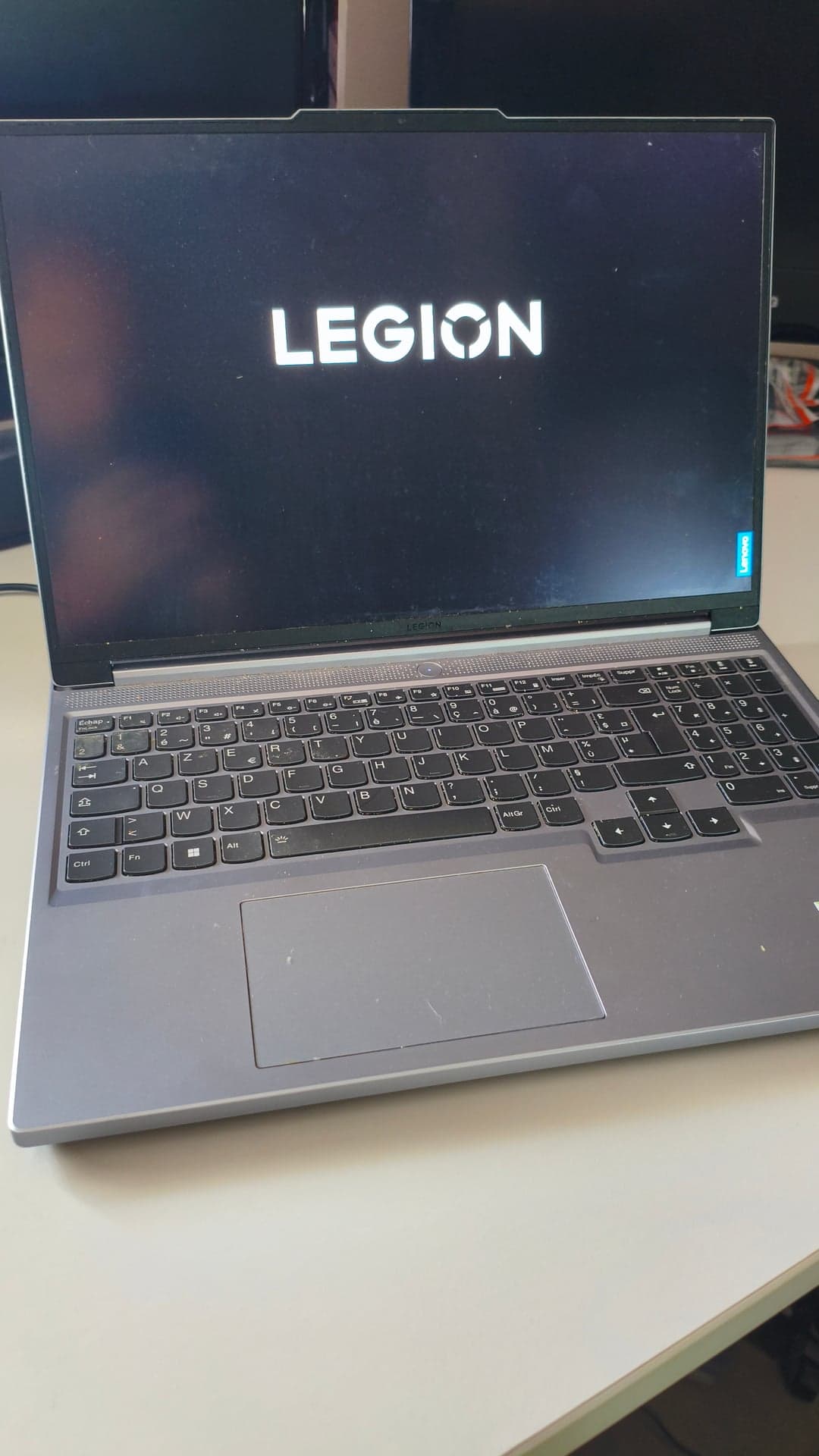 Suppression de virus sur Lenovo Legion Slim à Sennecey-le-Grand