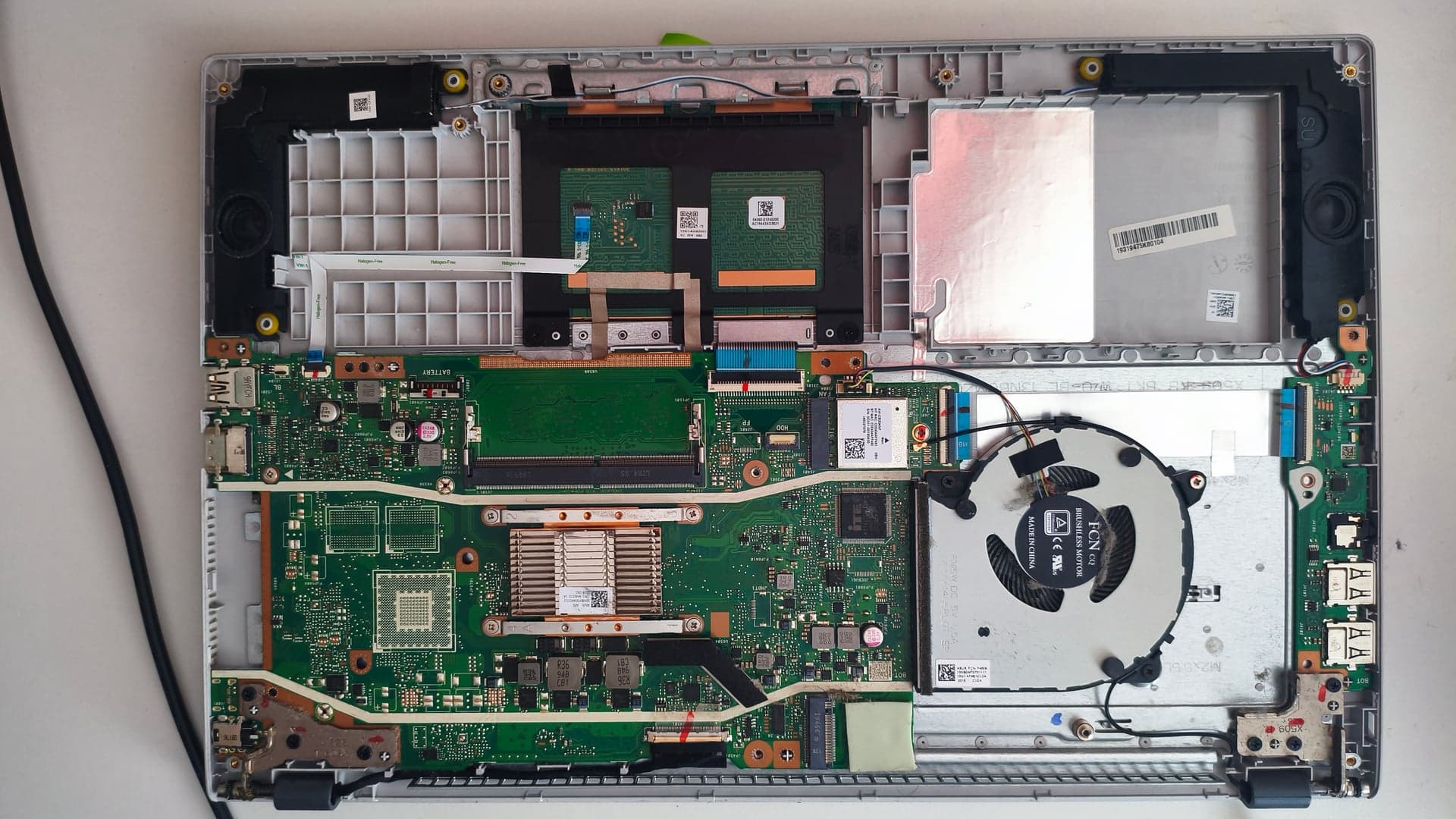 Ordinateur portable Asus à Chalon-sur-Saône — photo 2
