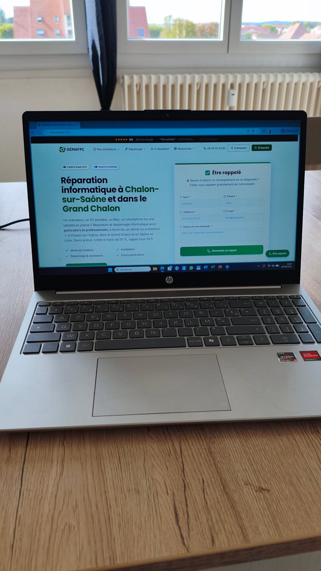 Ordinateur portable à Châtenoy-le-Royal — photo 3
