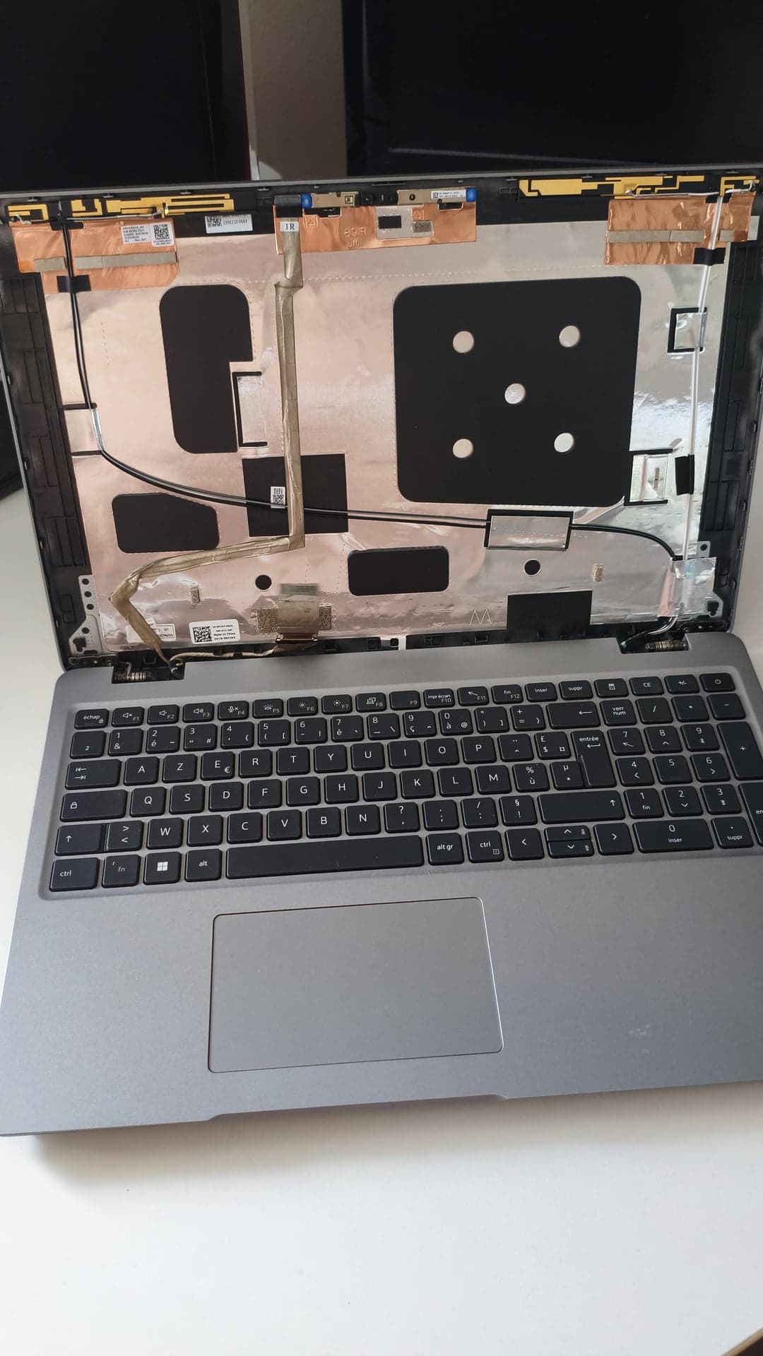 Ordinateur portable Dell Latitude 5540 à Jambles — photo 2